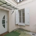 Cosy Apartment Next To The Moulin Rouge